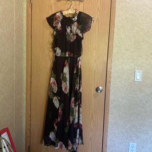 Tahari floral maxi dress ruffle sleeve ruffle neck